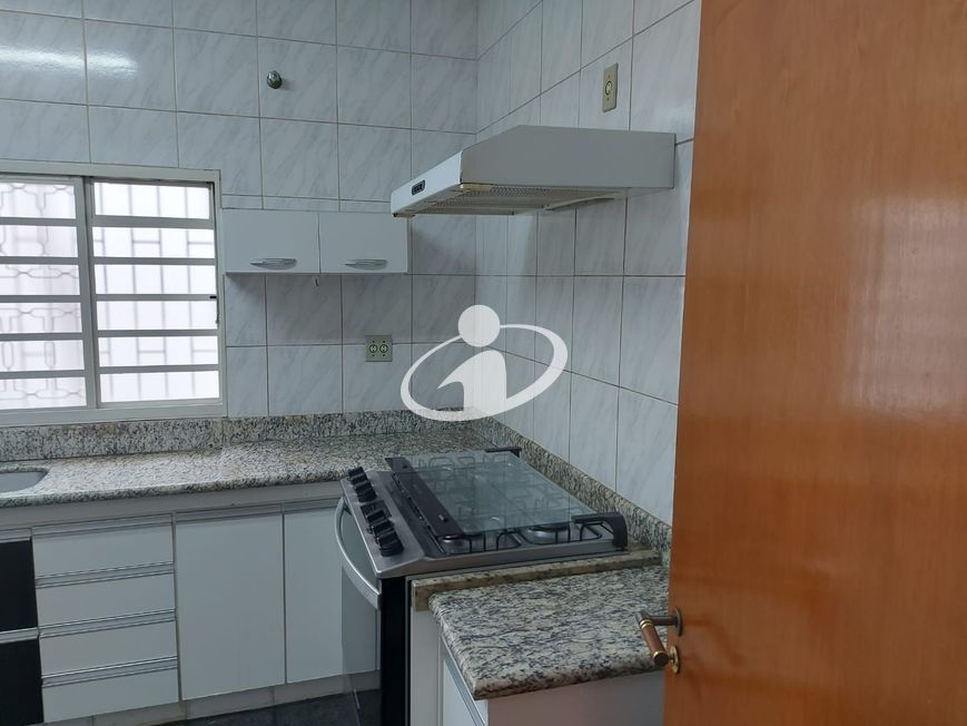 CASA RESIDENCIAL_Venda