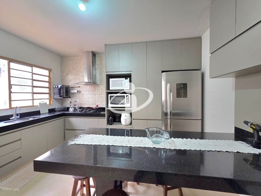 CASA RESIDENCIAL_Venda