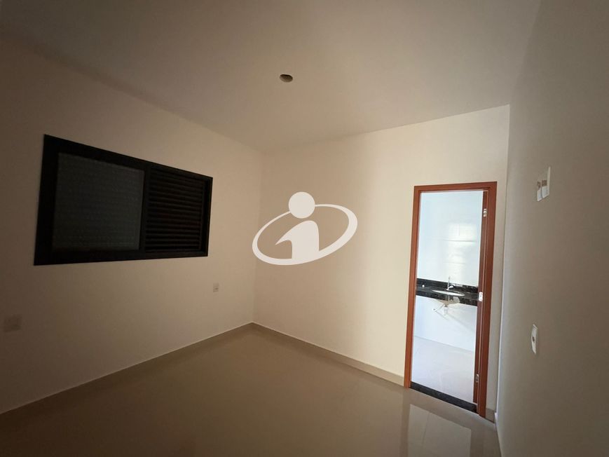 CASA RESIDENCIAL_Venda