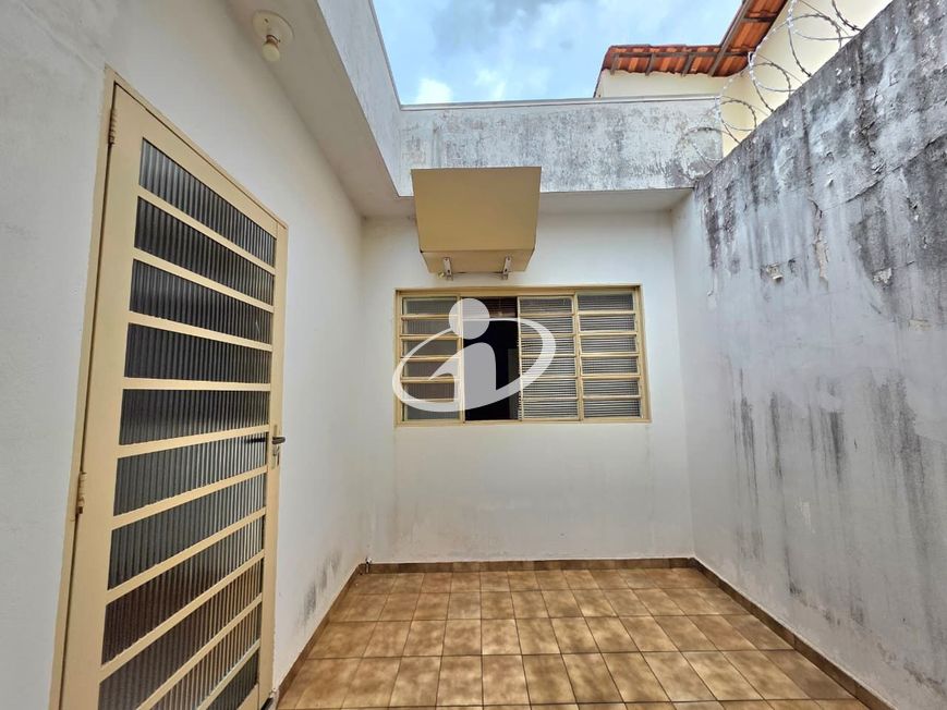 CASA RESIDENCIAL_Venda