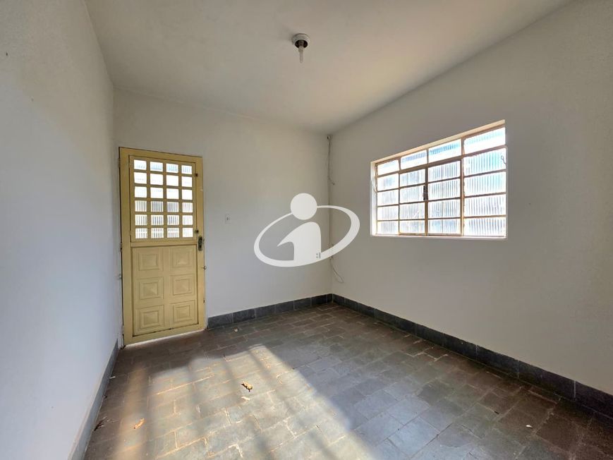 CASA RESIDENCIAL_Venda