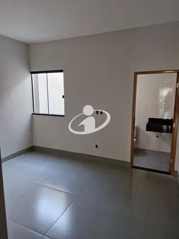 Casa Residencial para vender no Planalto imagem 1
