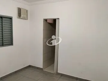 Casa Residencial para vender no Jardim Ipanema imagem 1