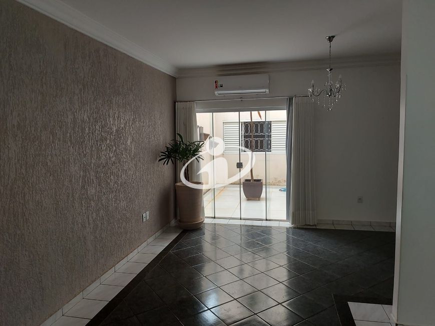 CASA RESIDENCIAL_Venda