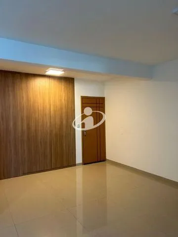 Apartamento para vender no Santa Monica imagem 1