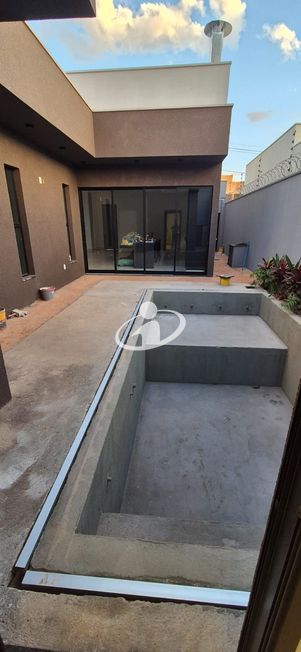 CASA RESIDENCIAL_Venda