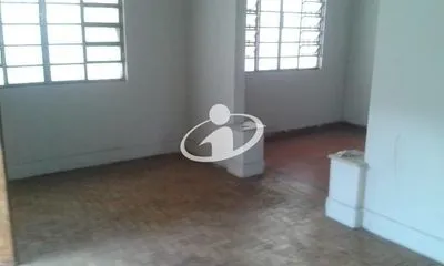 Casa Residencial para vender no Centro imagem 1