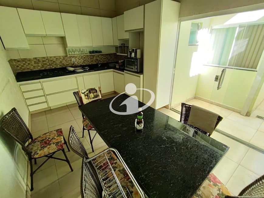 CASA RESIDENCIAL_Venda