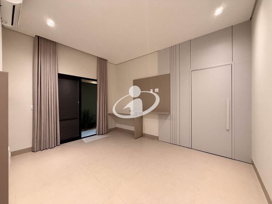 CASA/CONDOMINIO_Venda