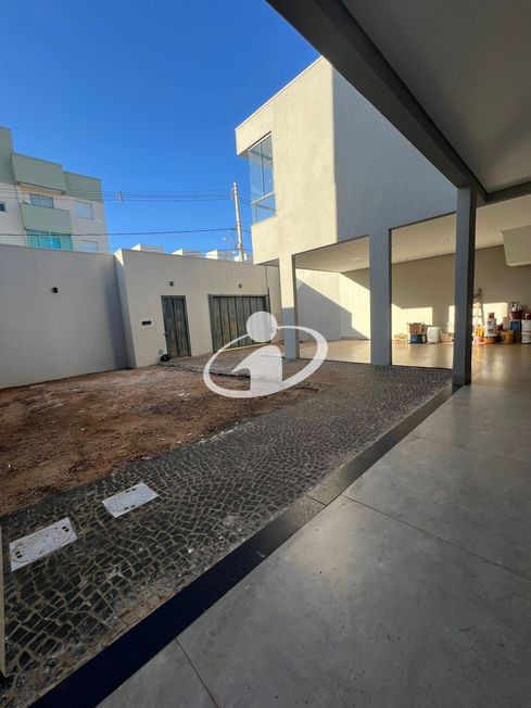 CASA RESIDENCIAL_Venda