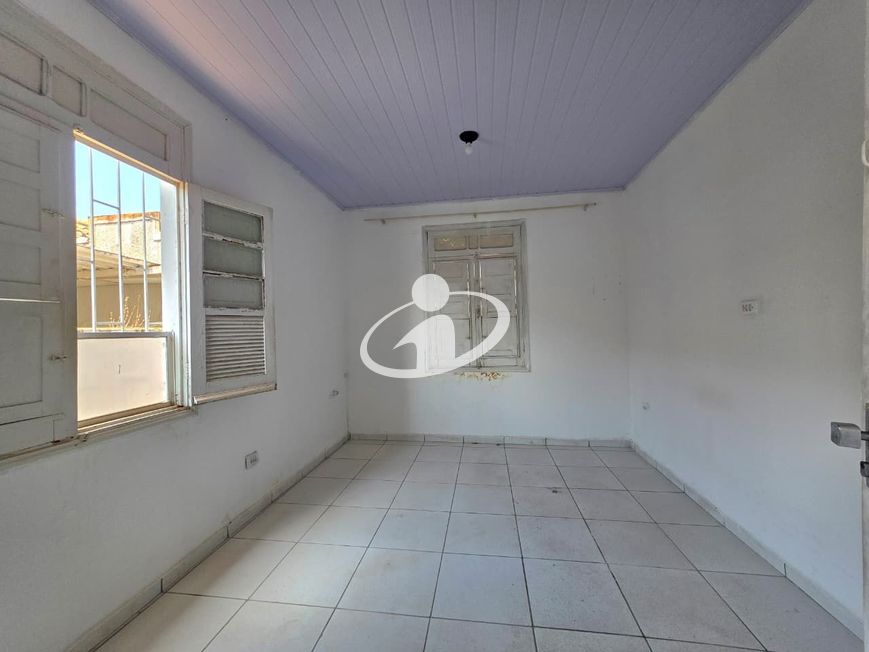 CASA RESIDENCIAL_Venda