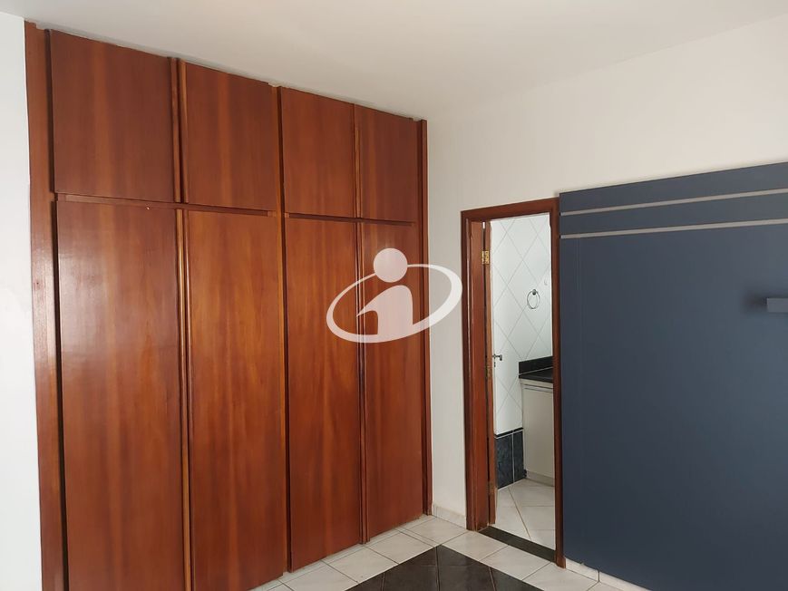 CASA RESIDENCIAL_Venda