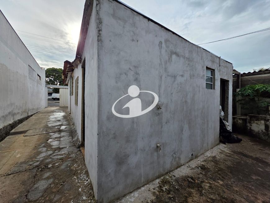 CASA COM COMERCIO_Venda