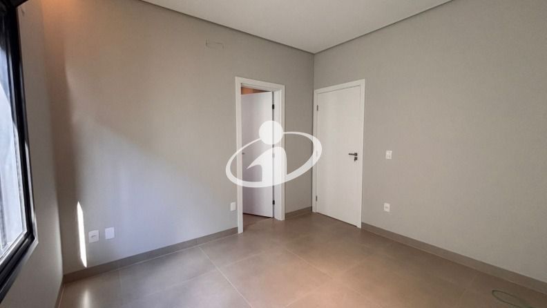 CASA RESIDENCIAL_Venda