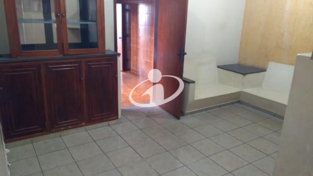 CASA RESIDENCIAL_Venda