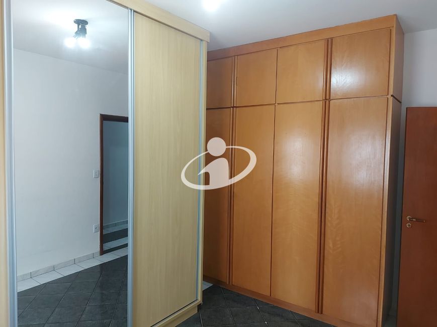 CASA RESIDENCIAL_Venda