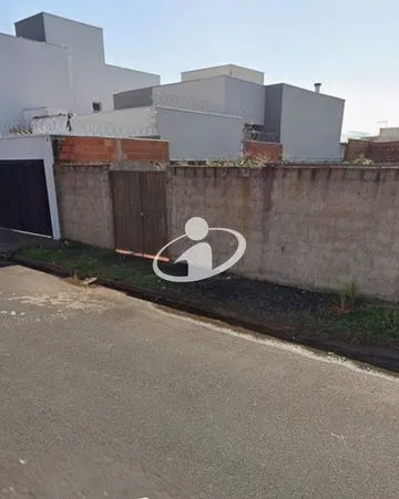 Terreno para vender no Novo Mundo imagem 1