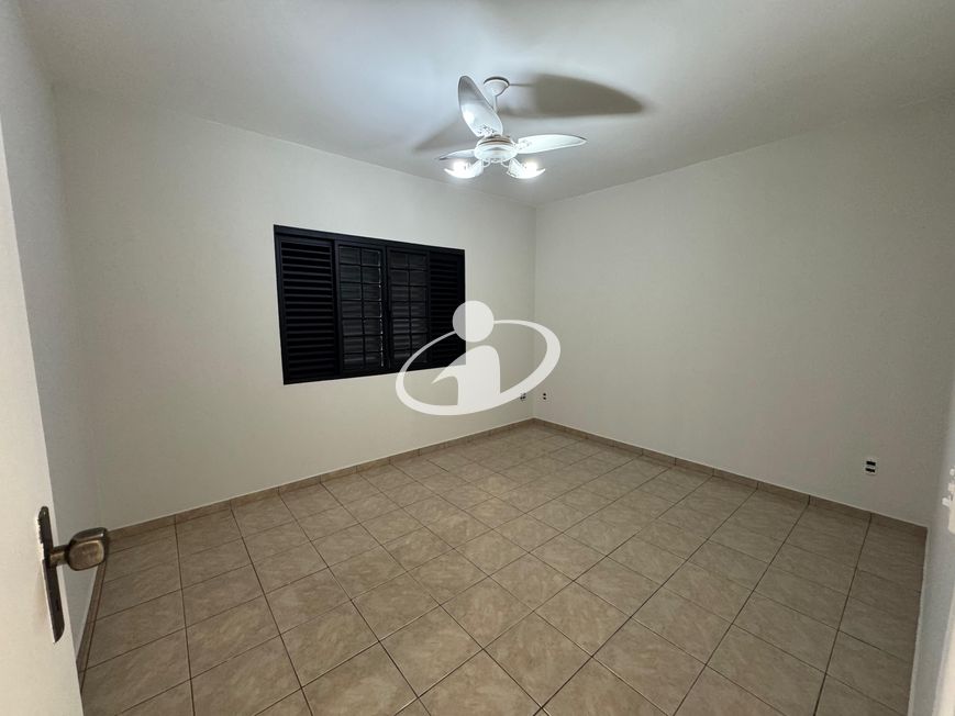 CASA RESIDENCIAL_Venda