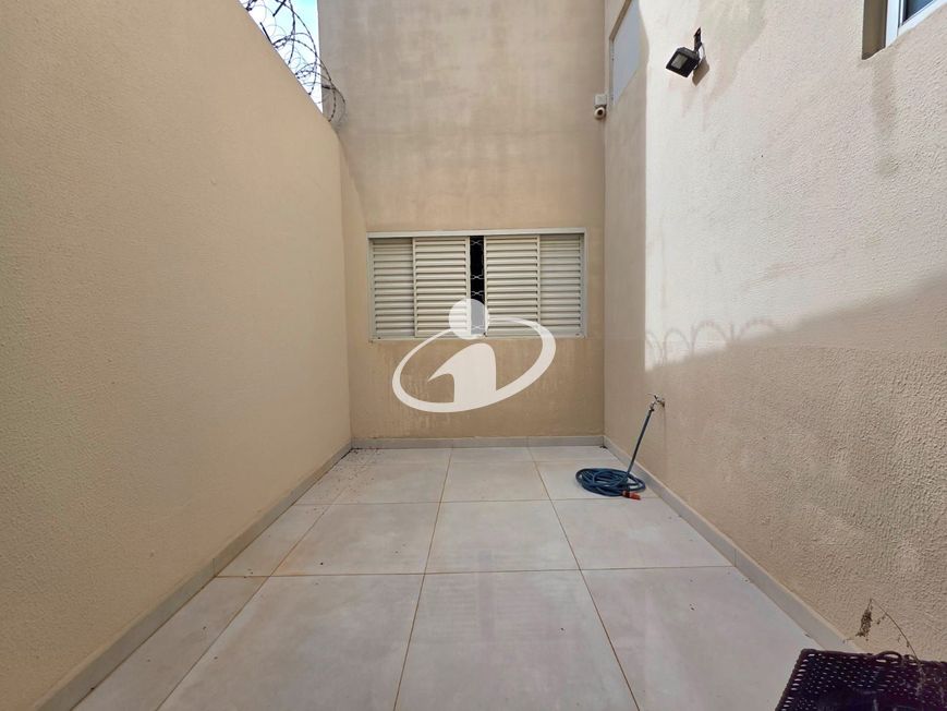 CASA RESIDENCIAL_Venda