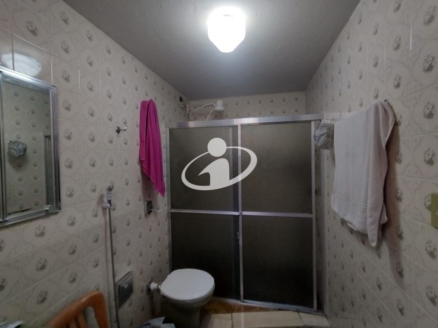 CASA COM COMERCIO_Venda