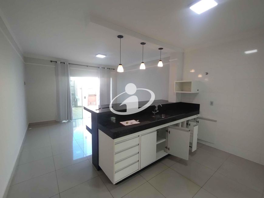 CASA RESIDENCIAL_Venda