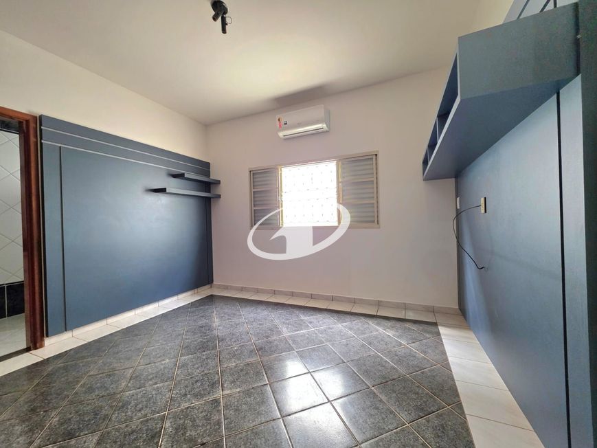 CASA RESIDENCIAL_Venda