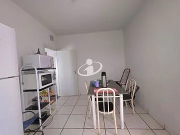 Casa Residencial para vender no Cazeca imagem 1