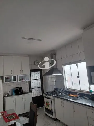 Casa Residencial para vender no Santa Rosa imagem 1