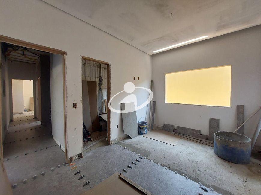 CASA/CONDOMINIO_Venda