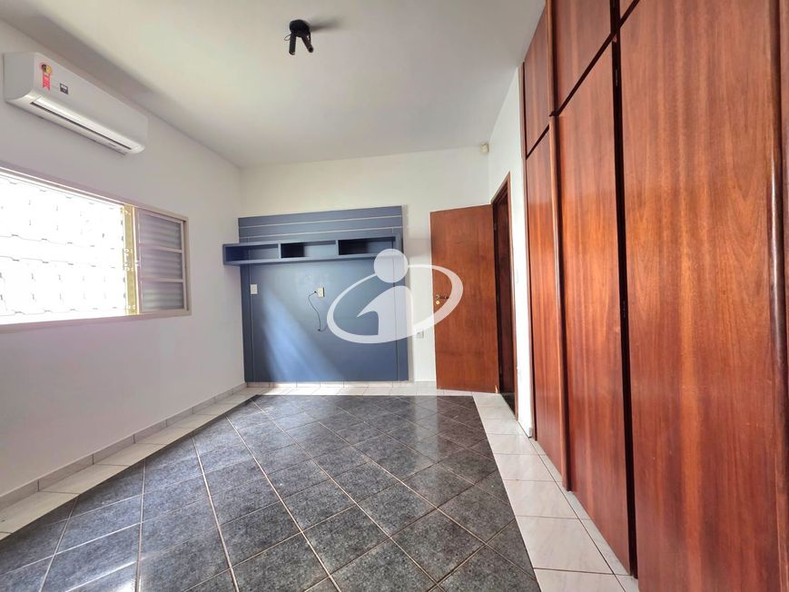 CASA RESIDENCIAL_Venda