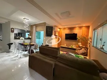 Casa Residencial para vender no Alto Umuarama imagem 1