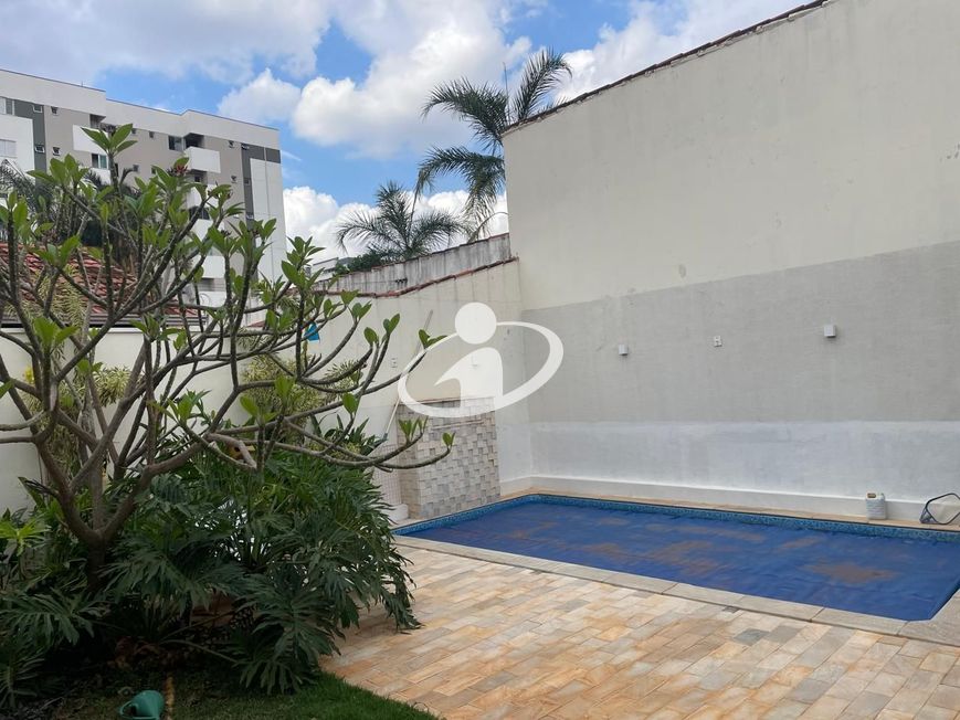 CASA RESIDENCIAL_Venda
