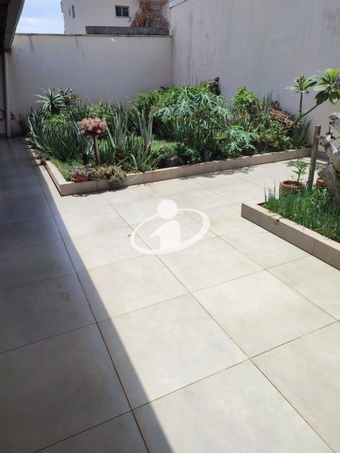 CASA RESIDENCIAL_Venda