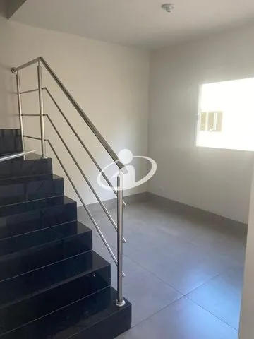 Casa/condominio para vender no Osvaldo Rezende imagem 1