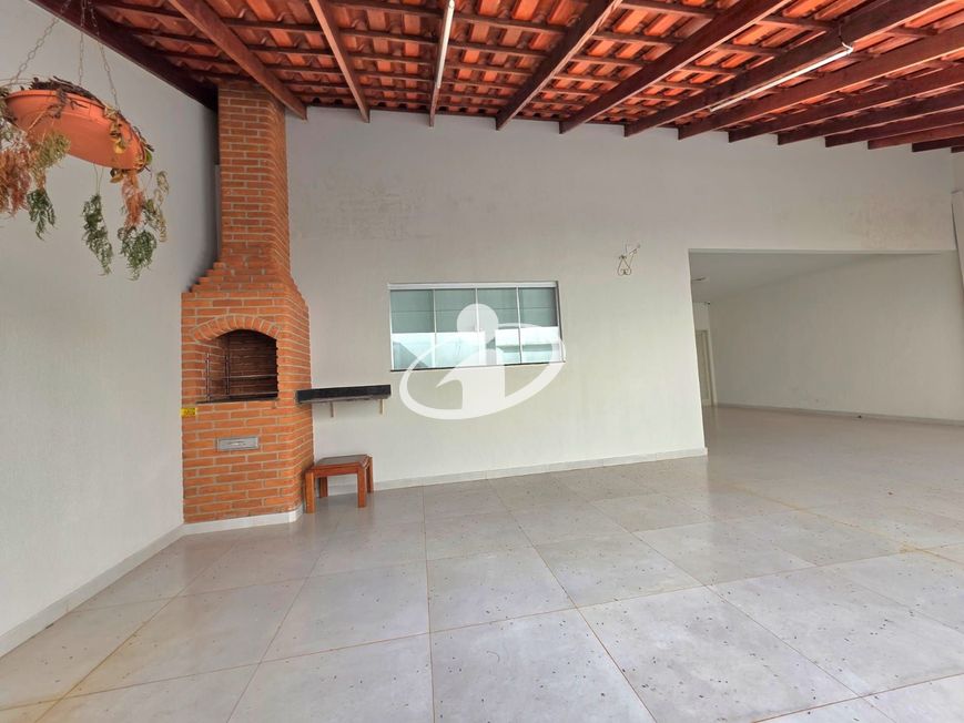 CASA RESIDENCIAL_Venda