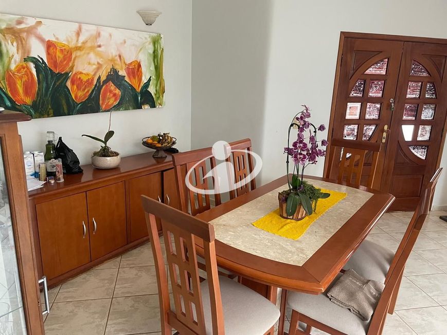 CASA RESIDENCIAL_Venda