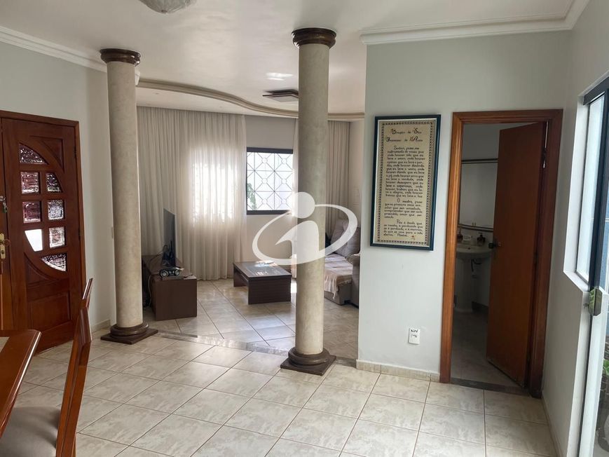 CASA RESIDENCIAL_Venda