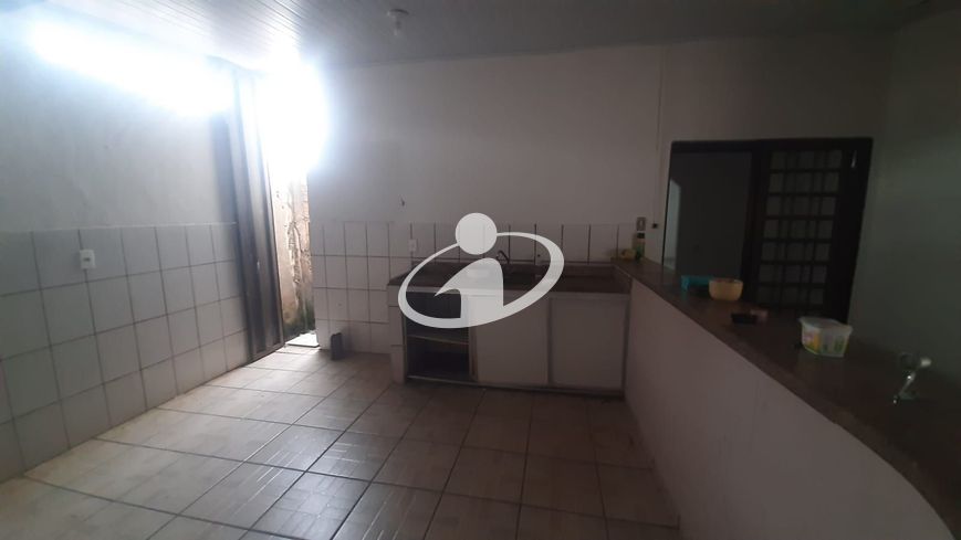 CASA COM COMERCIO_Venda