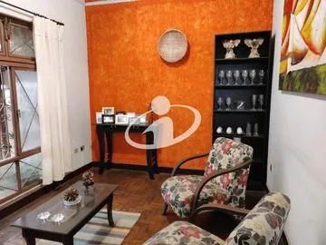 Casa Residencial para vender no Centro imagem 1