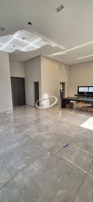 CASA RESIDENCIAL_Venda