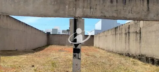 Terreno para vender no Praça Alto Umuarama imagem 1