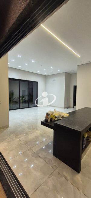 CASA RESIDENCIAL_Venda