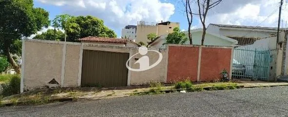 Casa Residencial para vender no Cazeca imagem 1