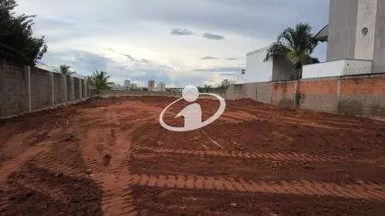 Terreno para vender no Cidade Jardim imagem 1