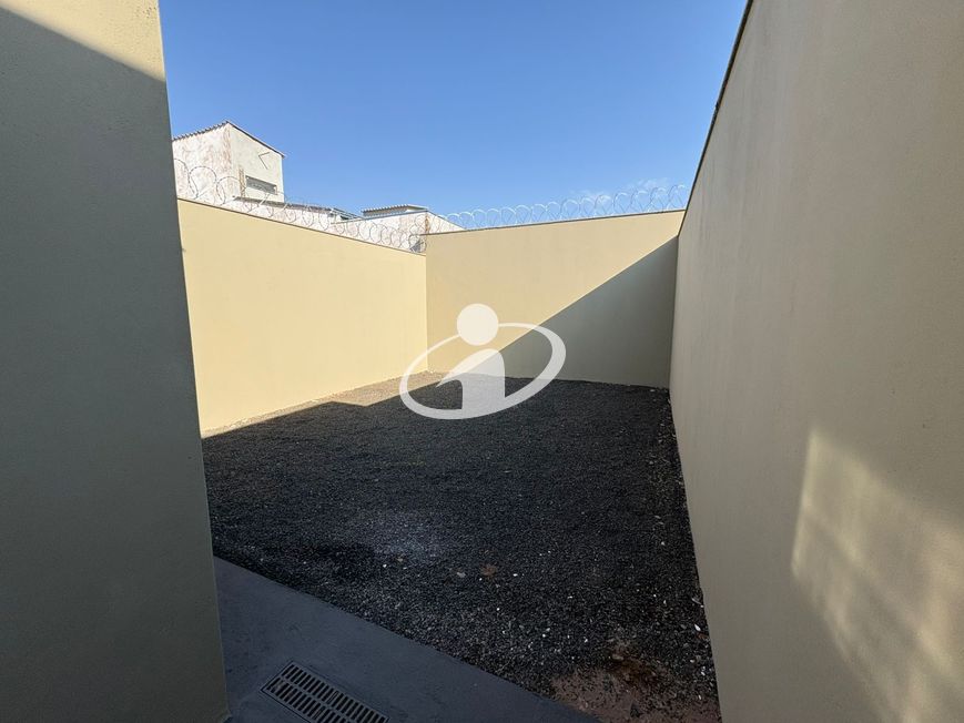 CASA RESIDENCIAL_Venda