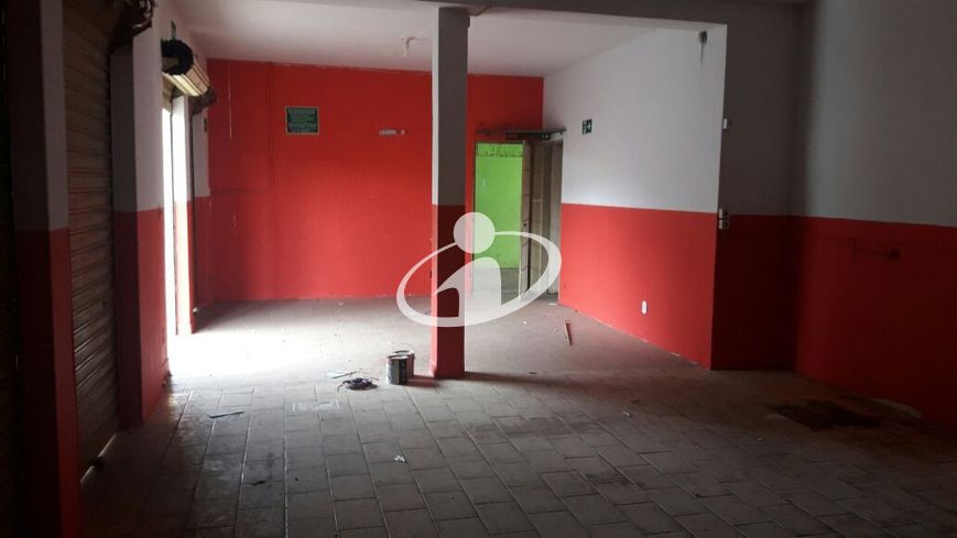 CASA COM COMERCIO_Venda