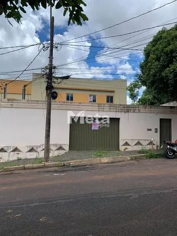 Apto para alugar no Santa Monica imagem 1