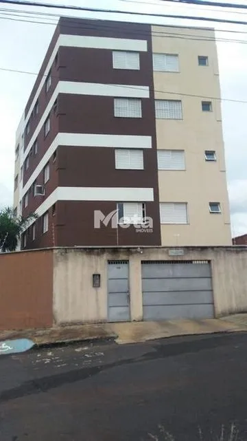 Apto para alugar no Custodio Pereira imagem 1