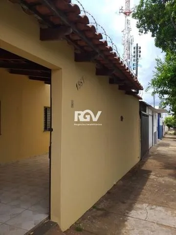Casa para alugar no Martins imagem 1