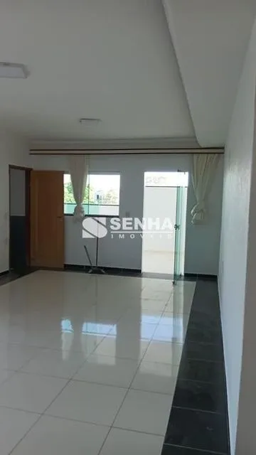 Apartamento para alugar no Segismundo Pereira imagem 1